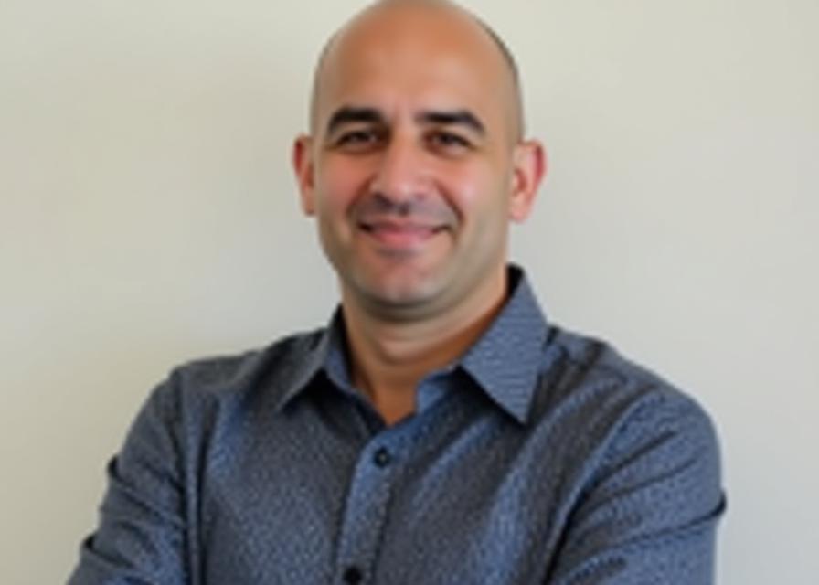 Javier Hernandez, Director de Ventas